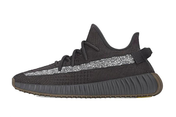 YEEZY 350 CINDER